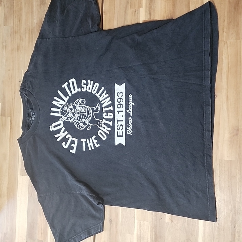 Ecko unltd t shirt